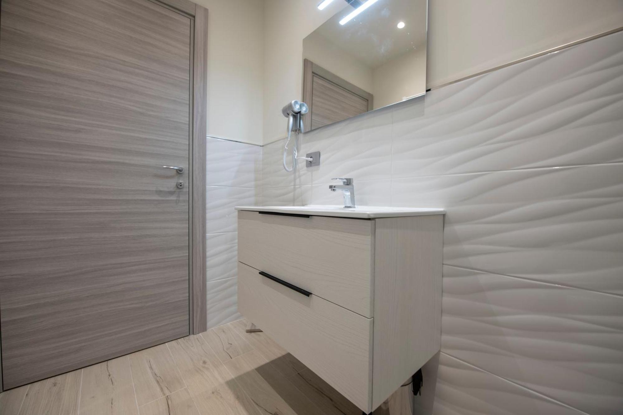243B - Appartamento Mignon - Sara Home Chiavari, 200Metri Dal Mare 外观 照片
